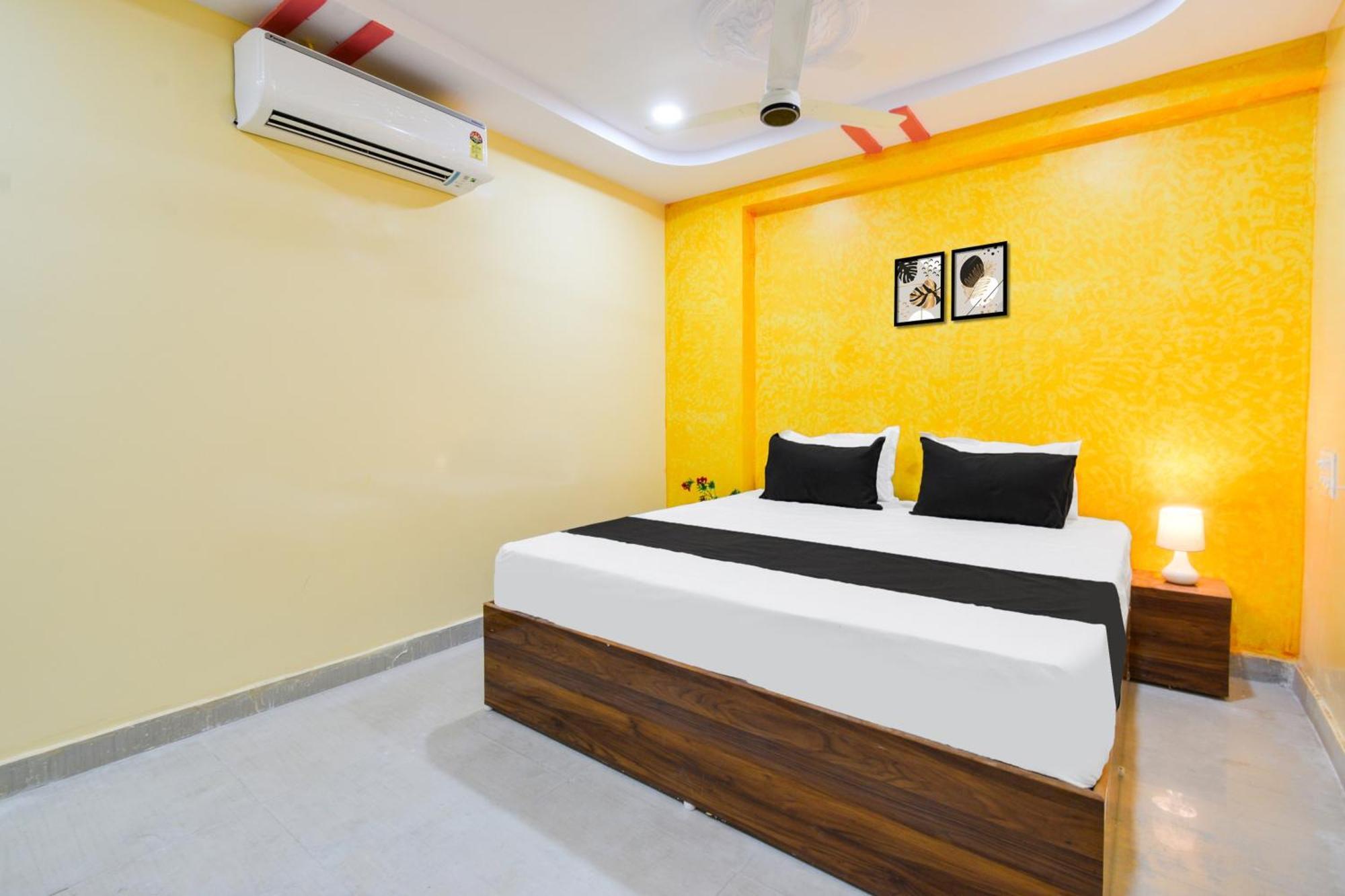 Hotel O Lucky Grand Hyderabad Exterior photo