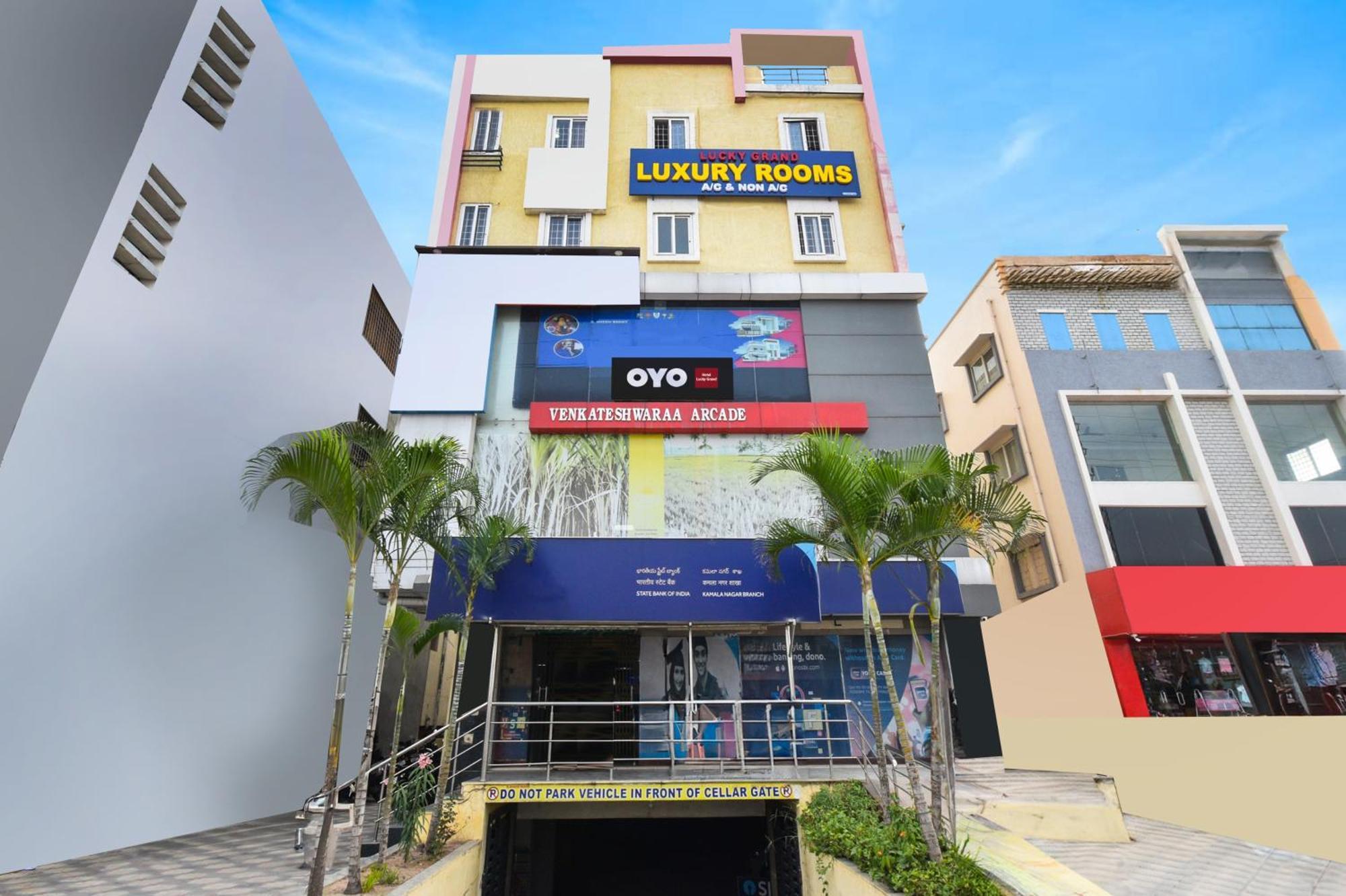 Hotel O Lucky Grand Hyderabad Exterior photo